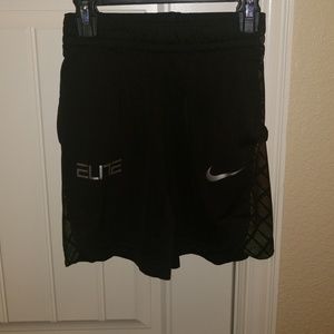 Boys nike elite shorts